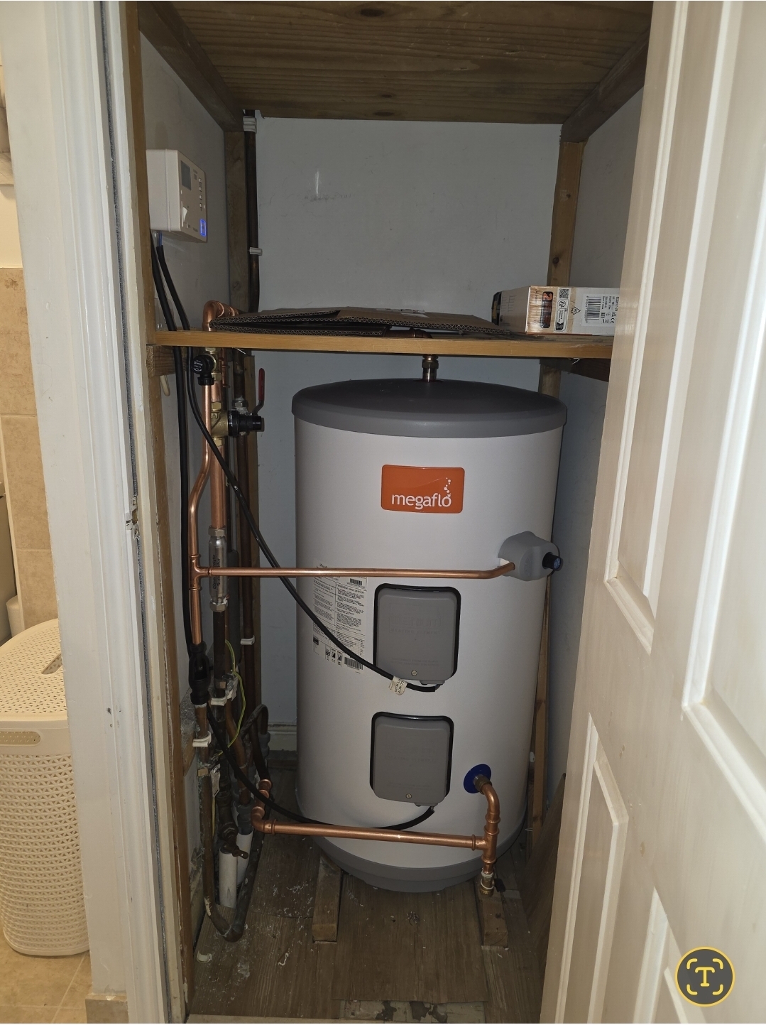 Hot water cylinders