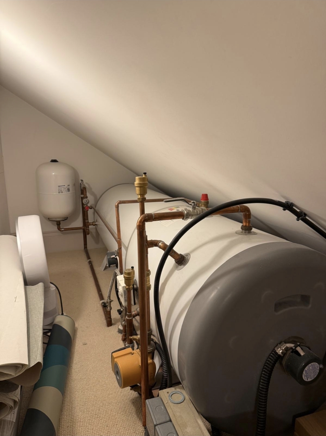 Hot water cylinders